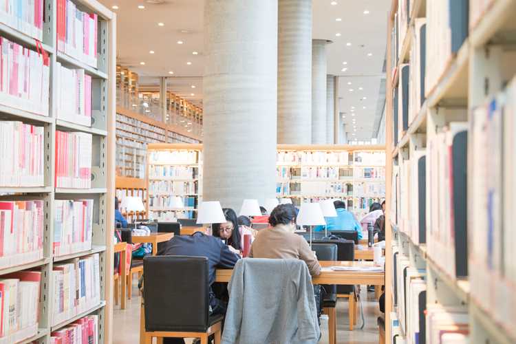 領(lǐng)先出版，領(lǐng)先一步的出版時間是？